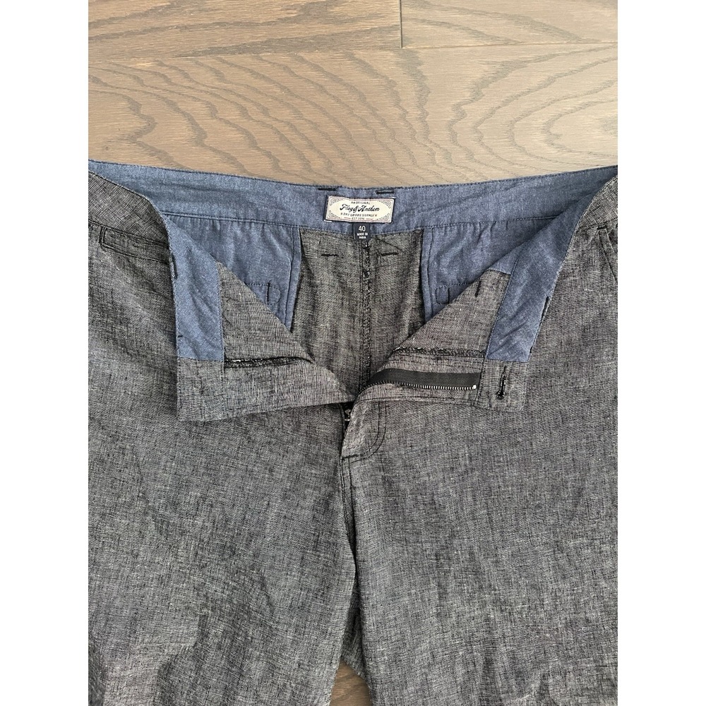 Flag & Anthem Harrell Textured Gray Flat Front Shorts Men's Sz 40 CORESH551 LNC